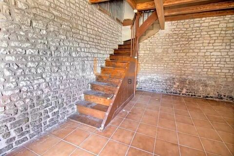 d40f5c06-7042-4ed4-9b68-d7a260db9259